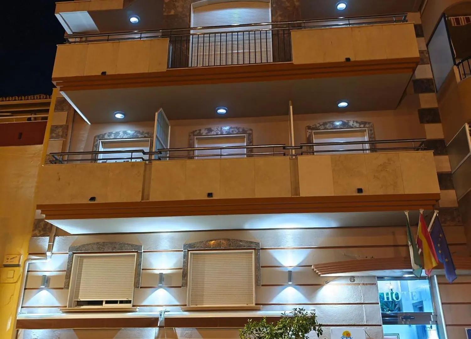 טורה דל מאר Hotel Miraya Beach